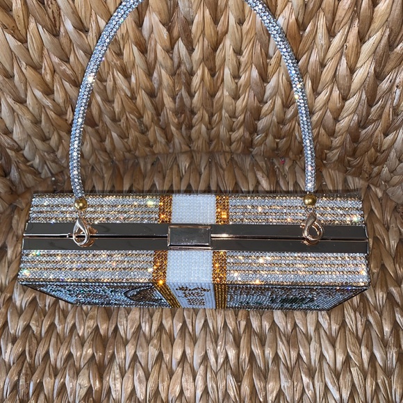 New Rhinestone Crystal Money Bag 💰 - Picture 7 of 14
